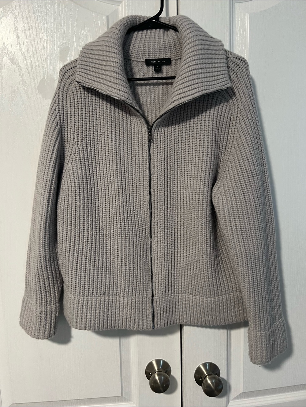 Ann Taylor Light Gray Ribbed Zip-Front Knit Jacket